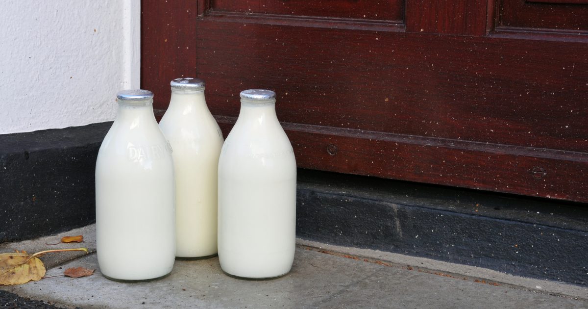 3 Reasons to try Milk in a Glass Bottle - Niagara Produce